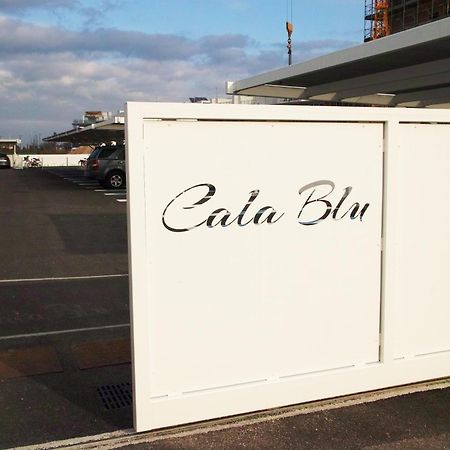 Cala Blu Residence Con Piscina-Centralissimo Лидо-ди-Езоло Экстерьер фото