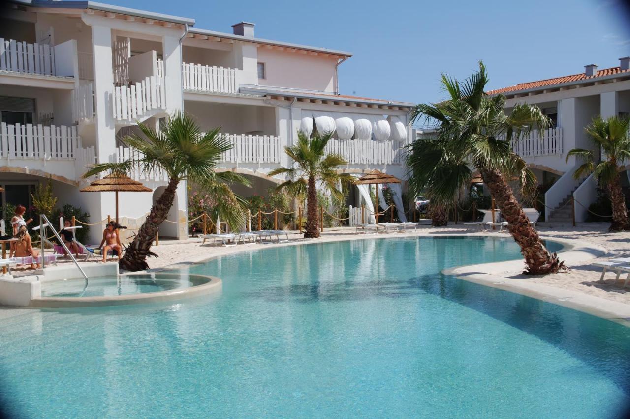 Cala Blu Residence Con Piscina-Centralissimo Лидо-ди-Езоло Экстерьер фото
