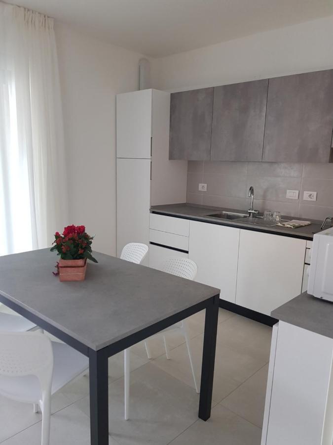 Cala Blu Residence Con Piscina-Centralissimo Лидо-ди-Езоло Экстерьер фото